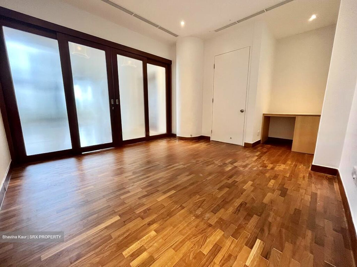 The Colonnade (D10), Condominium #485715441